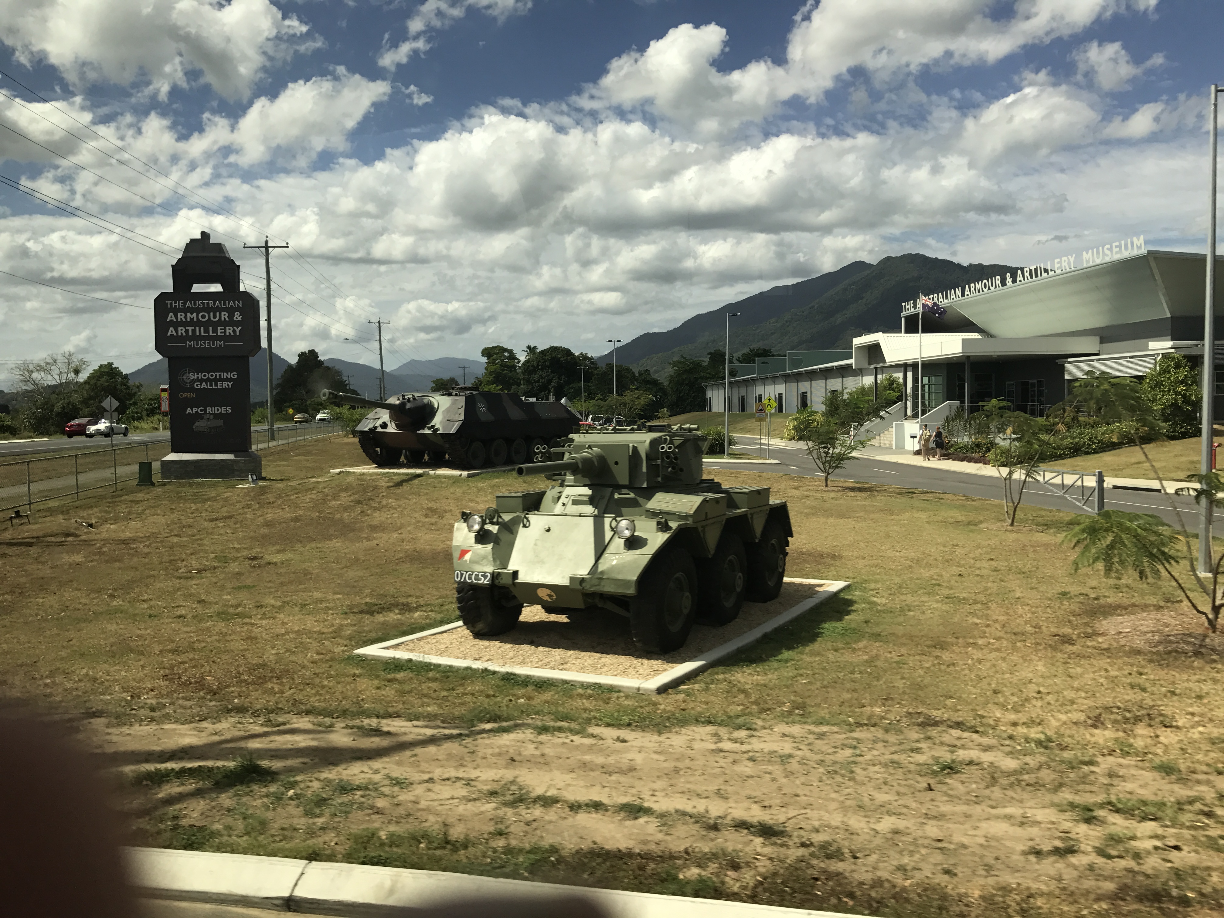 オーストラリア軍装甲砲兵博物館[ケアンズ ] 人形遣いのアクアリウムブログ